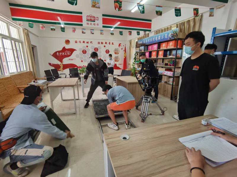 追星女孩心理学分析报告：爱民区广告片拍摄公司揭秘饭圈应援式传播逻辑